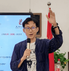 杨晨